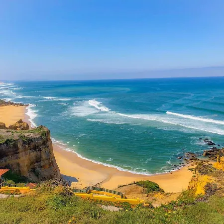 아파트 Golden Stone Retreat